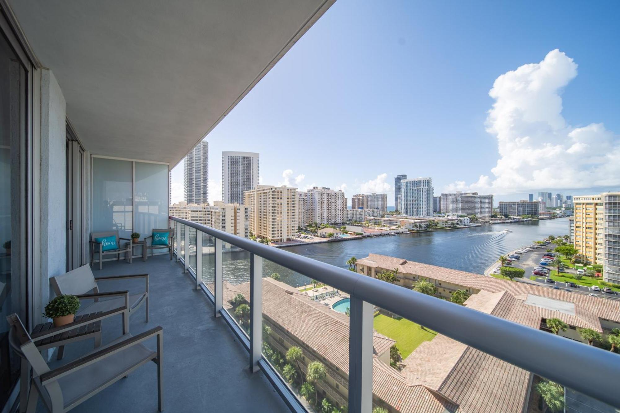 Beachwalk 1B-1B Apmt Amazing View 12A Hallandale Beach Eksteriør bilde